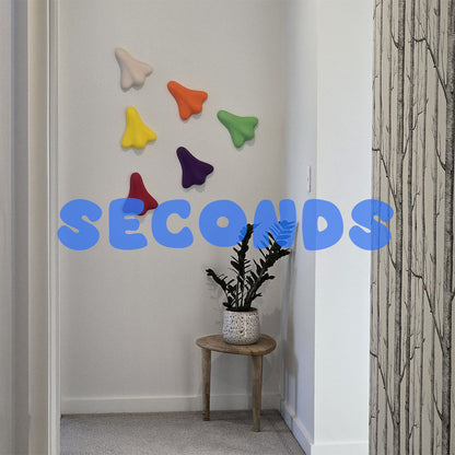SECONDS - Jetplane